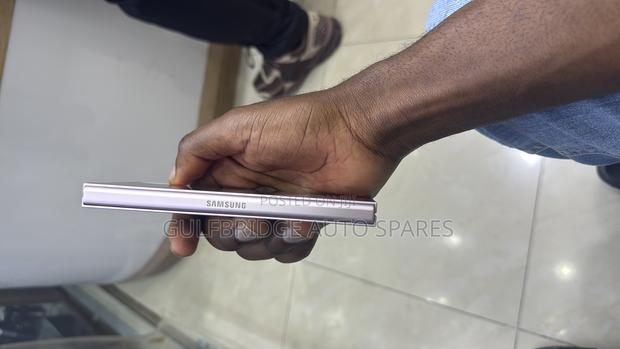 Samsung Galaxy Z Fold6 256 GB Pink - thumbnail 4