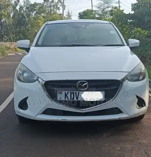 Mazda Demio 2018 White
