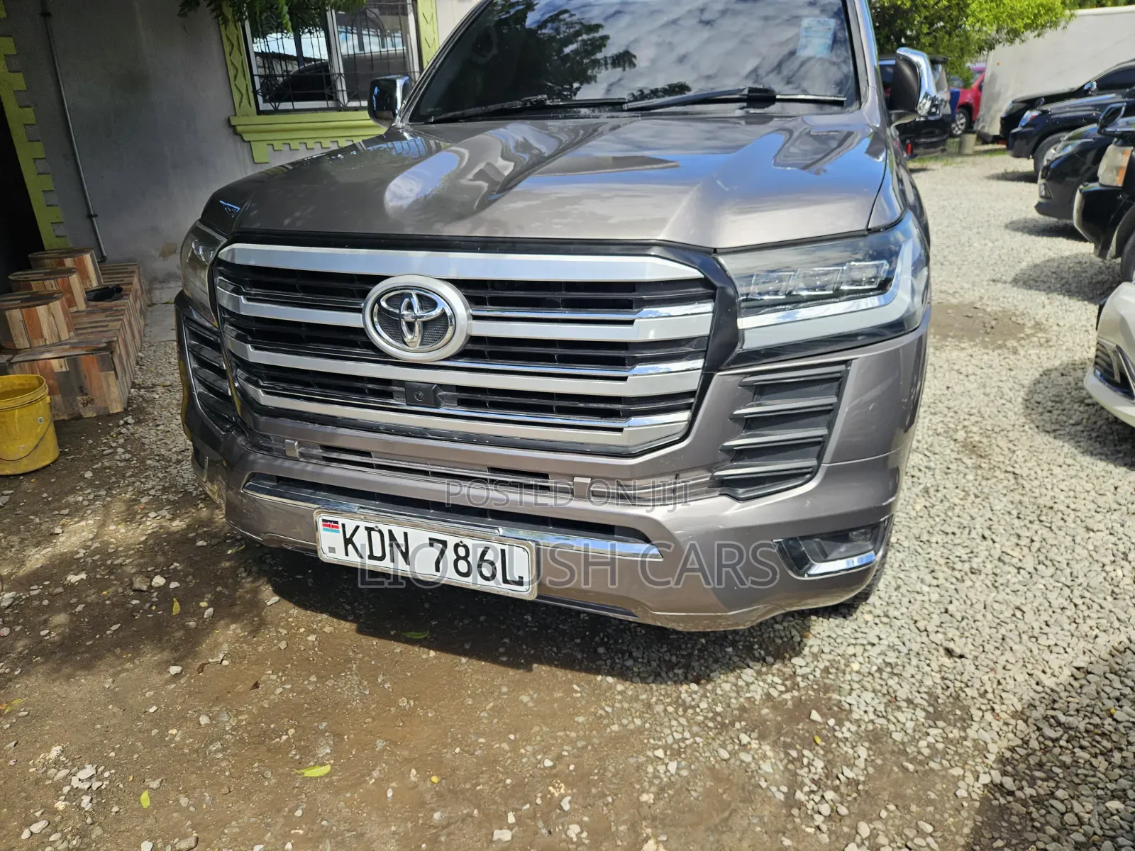 Toyota Land Cruiser 2012 Gold