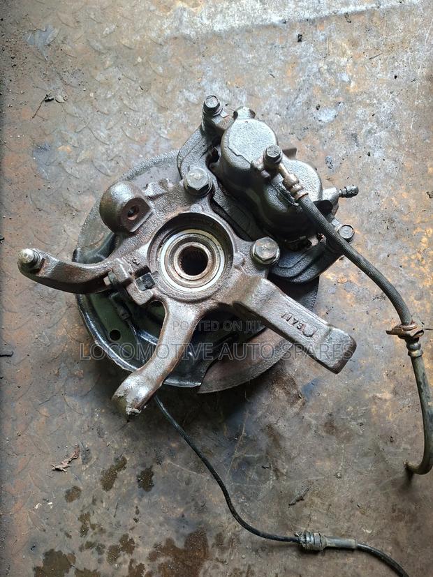Xtrail T30 Front Hub