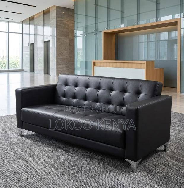 Sofas; Durable Leather Executive 3 Seater Office Waiting Sofa - main view