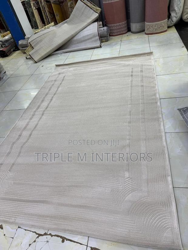 Easy and Durable Maintaince Carpet
