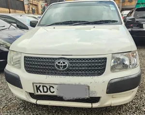 Toyota Succeed SV Premium 2014 White