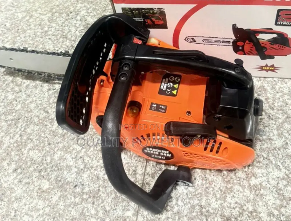 Powerful Gasoline Petrole Chain Saw
