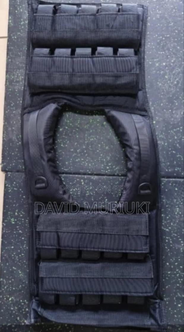 Adjustable 20kg Weight Vest - thumbnail 2