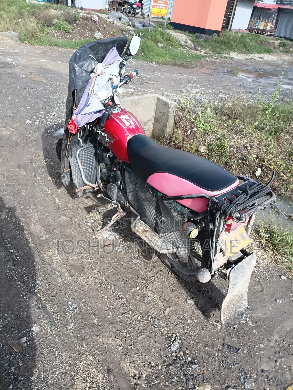 Hero Hunter 125 2022 Red