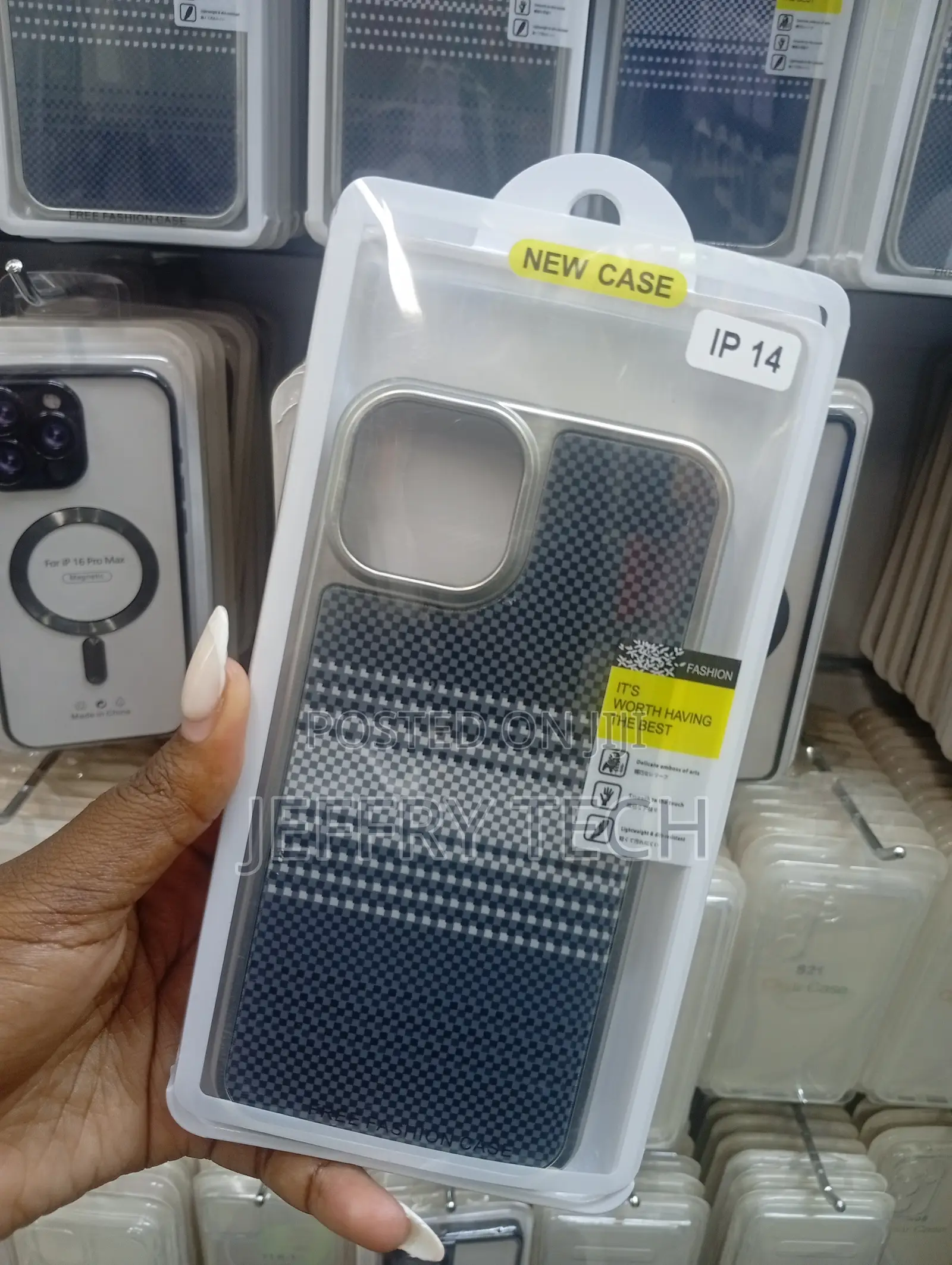 Premium Aramid Carbon Fiber Case for iPhone 14