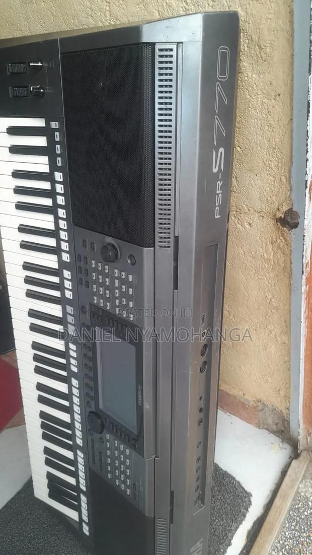 Yamaha PSR S 770.  - thumbnail 2