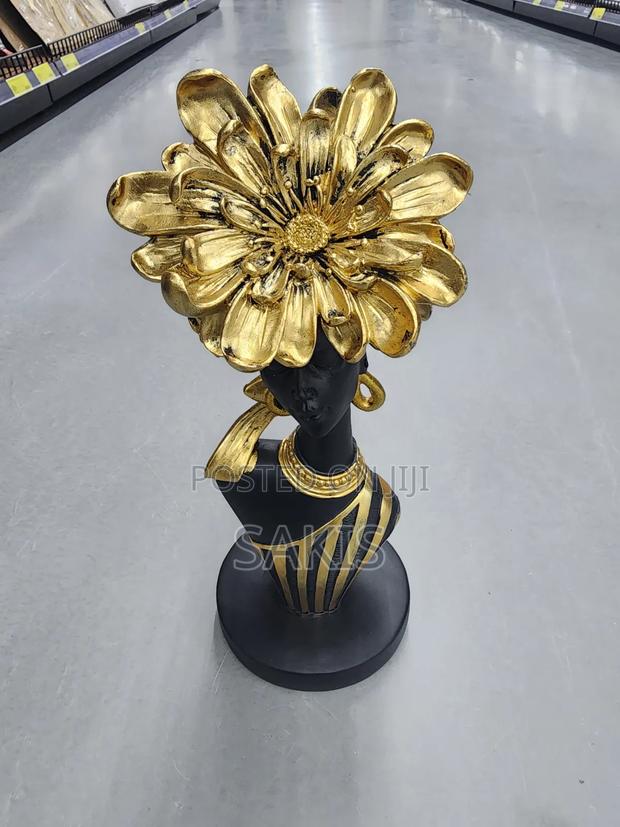 Reception Table Art Sculpture. Free Delivery - thumbnail 2