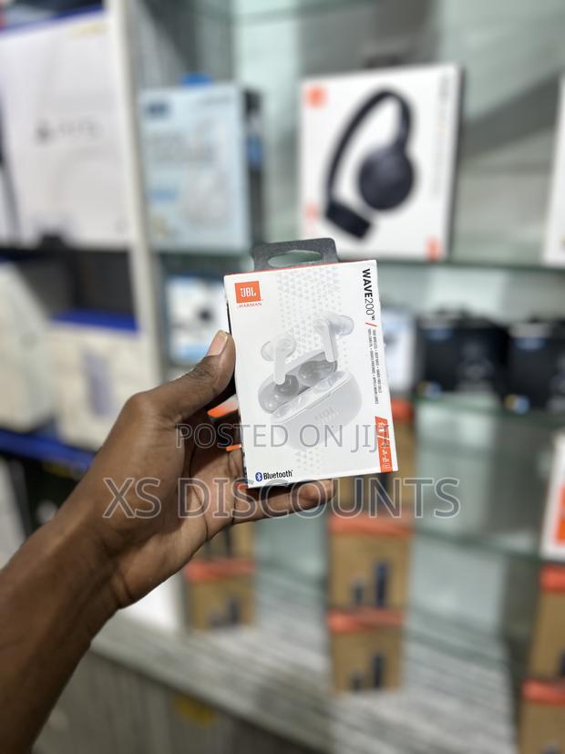 Bluetooth Earbuds JBL Wave 200