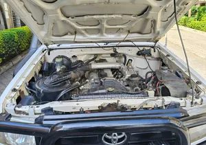 Toyota Land Cruiser 4.5 V8 VXR 2007 White