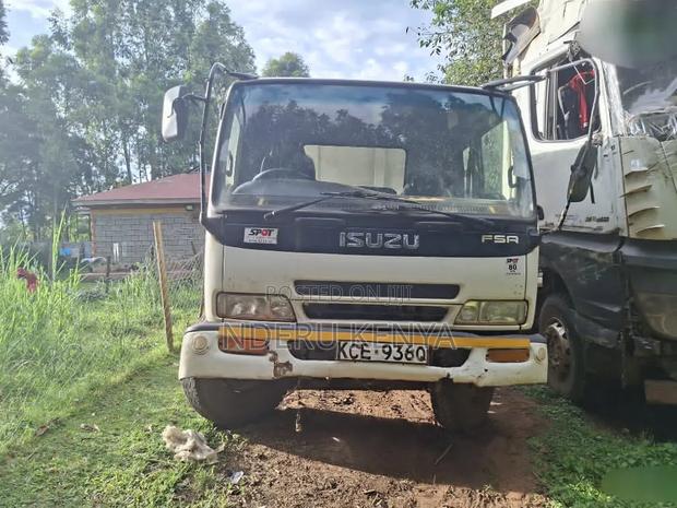 Isuzu FSR Tipper 2015 White - thumbnail 4