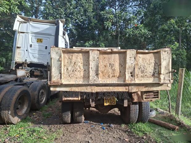 Isuzu FSR Tipper 2015 White - thumbnail 5