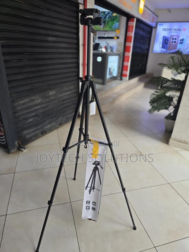 Weifeng 3560 Pro Tripod – Stable, Durable Portable