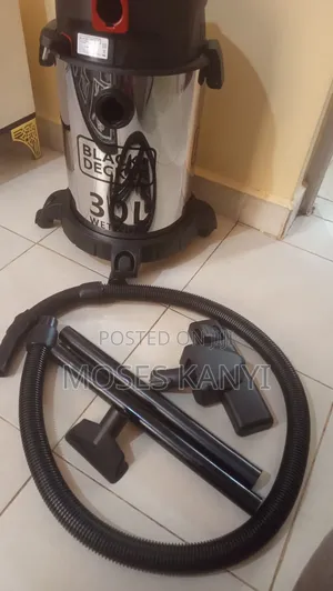 Wet and Dry 30 Lt Vacuum Cleaner .