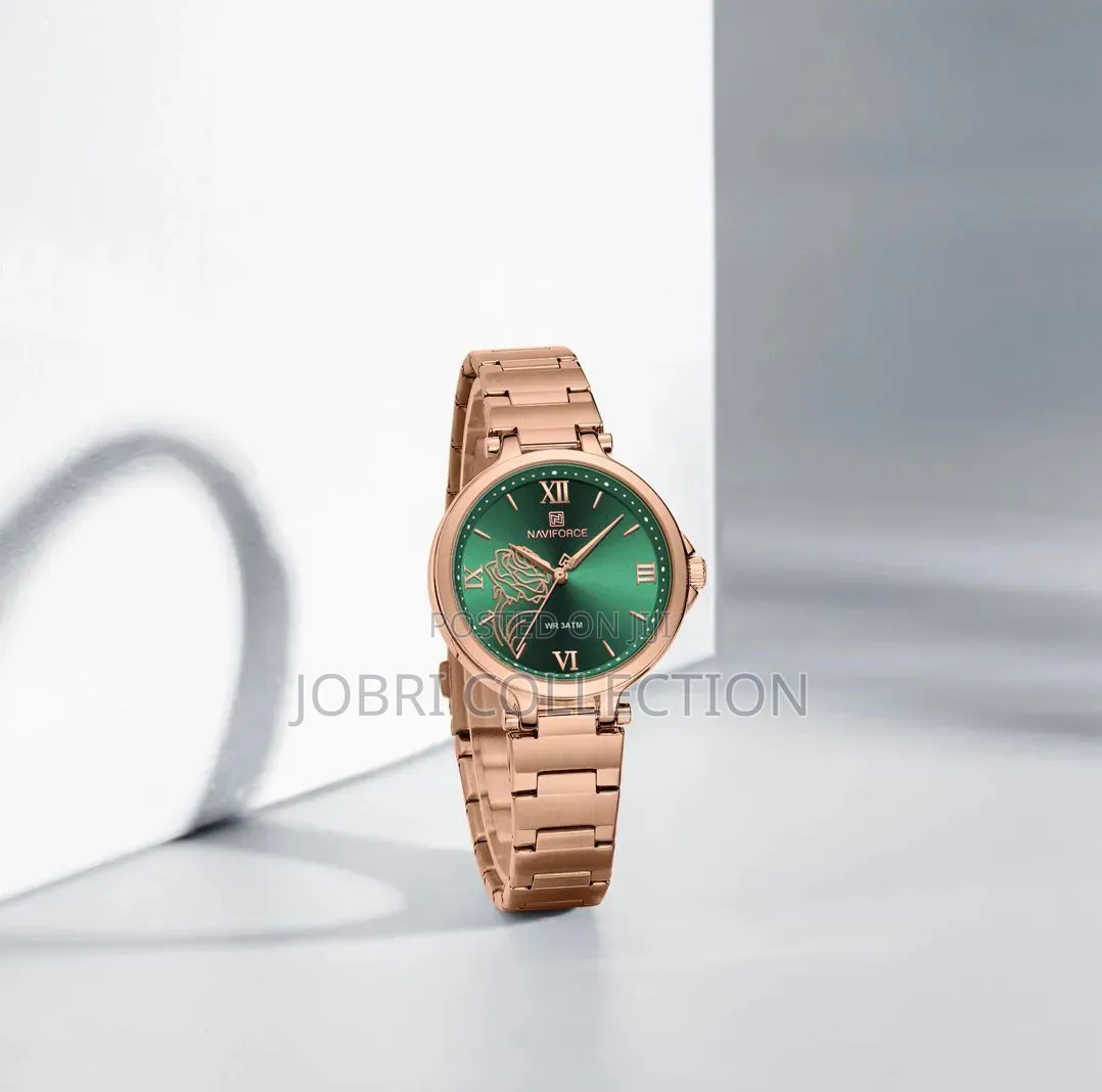 Ladie Naviforce Classy Wrist Watch
