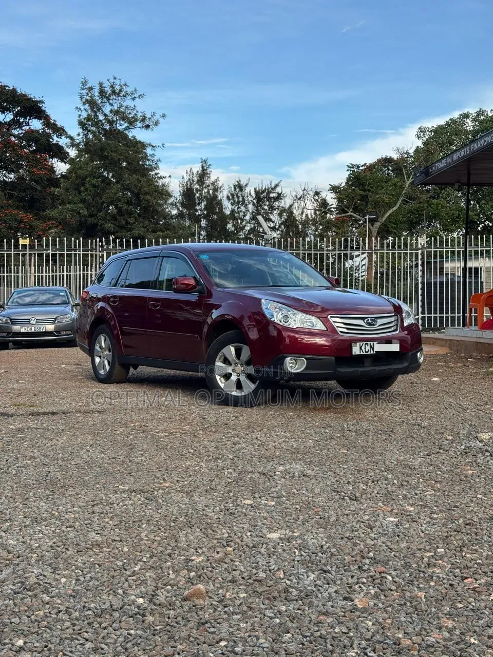 Subaru Outback 2.5i 2010 Maroon