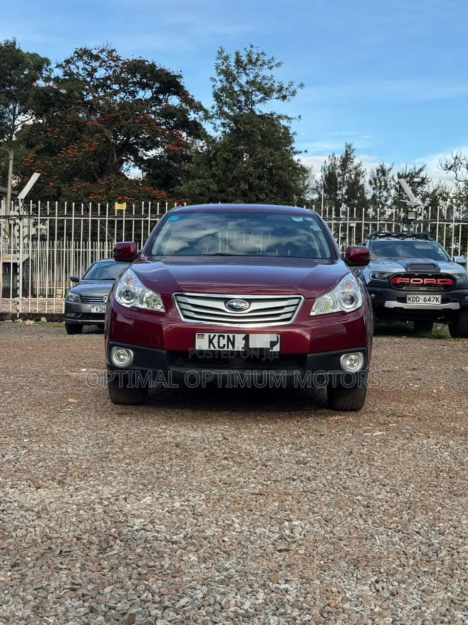 Subaru Outback 2.5i 2010 Maroon