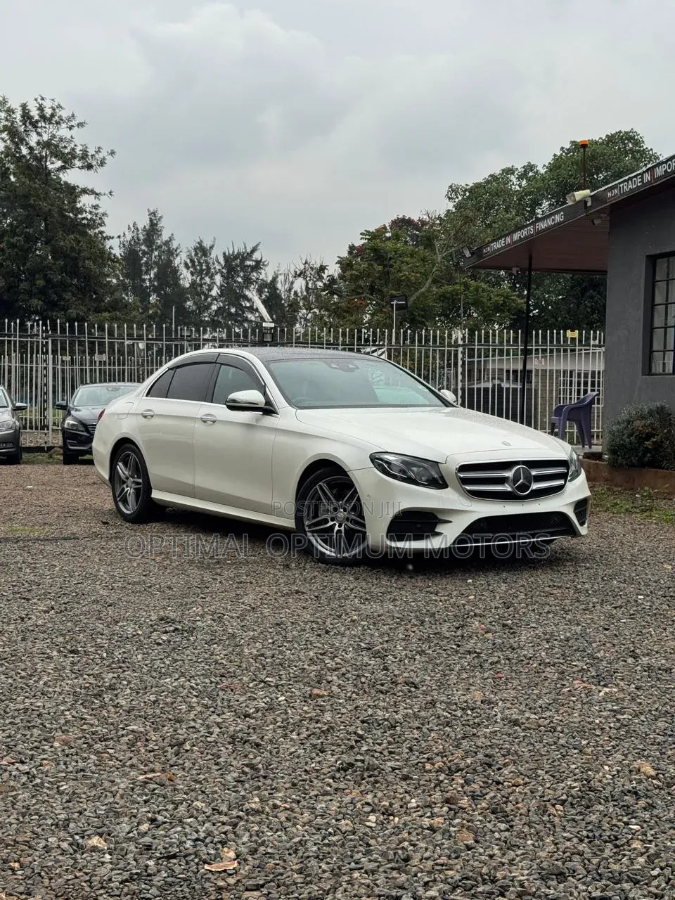 Mercedes-Benz E200 2017 White