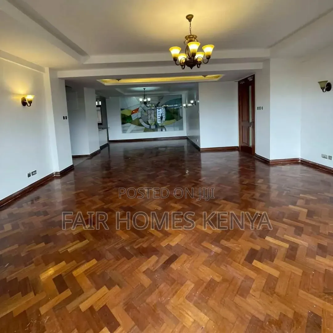 4bdrm Duplex in Riverside Drive for rent