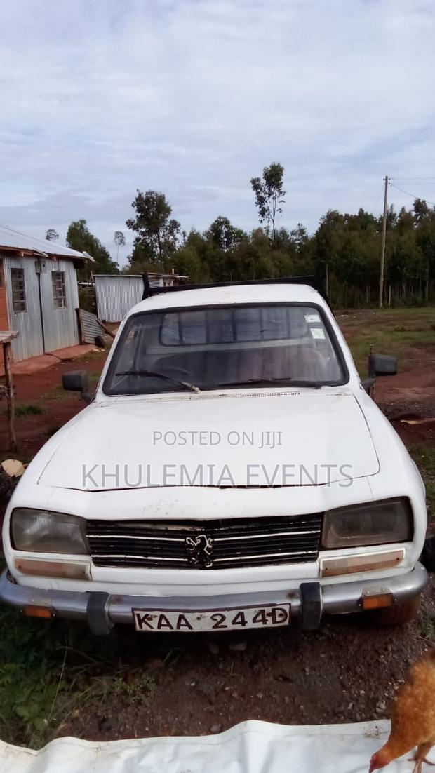 Peugeot 504 1998 White