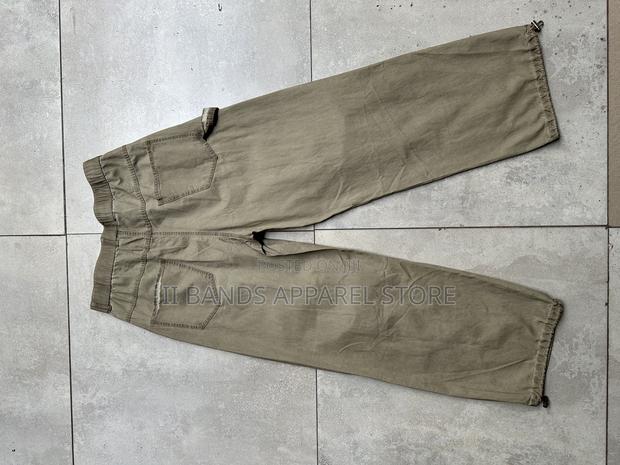 Selling Brand New Cargo Pants - thumbnail 2