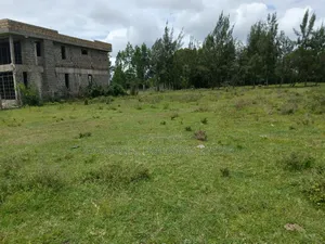 Distress Sale! 100 by 100 Prime Plot in Oloolua, Ngong