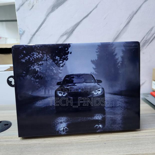 BMW M4 Laptop Skin - thumbnail 4