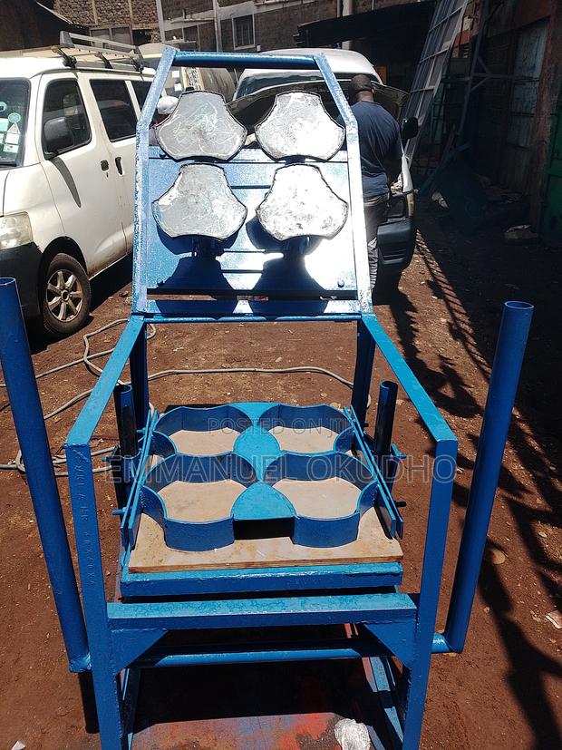 Manual Cabro Making Machine