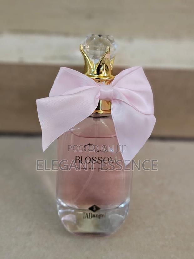 Pink Blossom Perfume - thumbnail 3