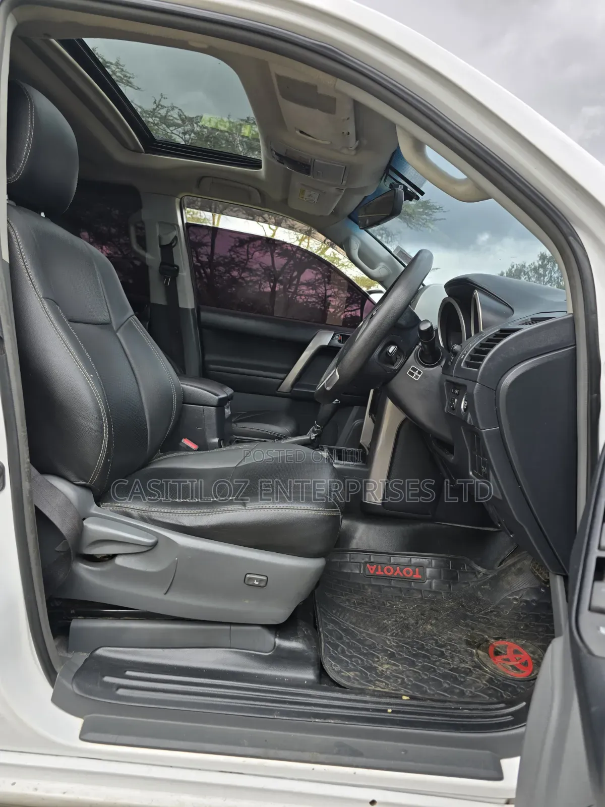 Toyota Land Cruiser Prado 2.7 i 2012 White