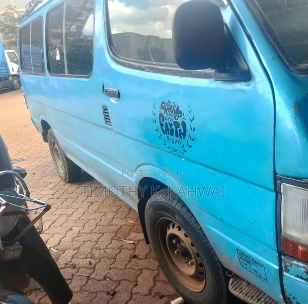 Toyota HiAce 2004 Blue - thumbnail 3