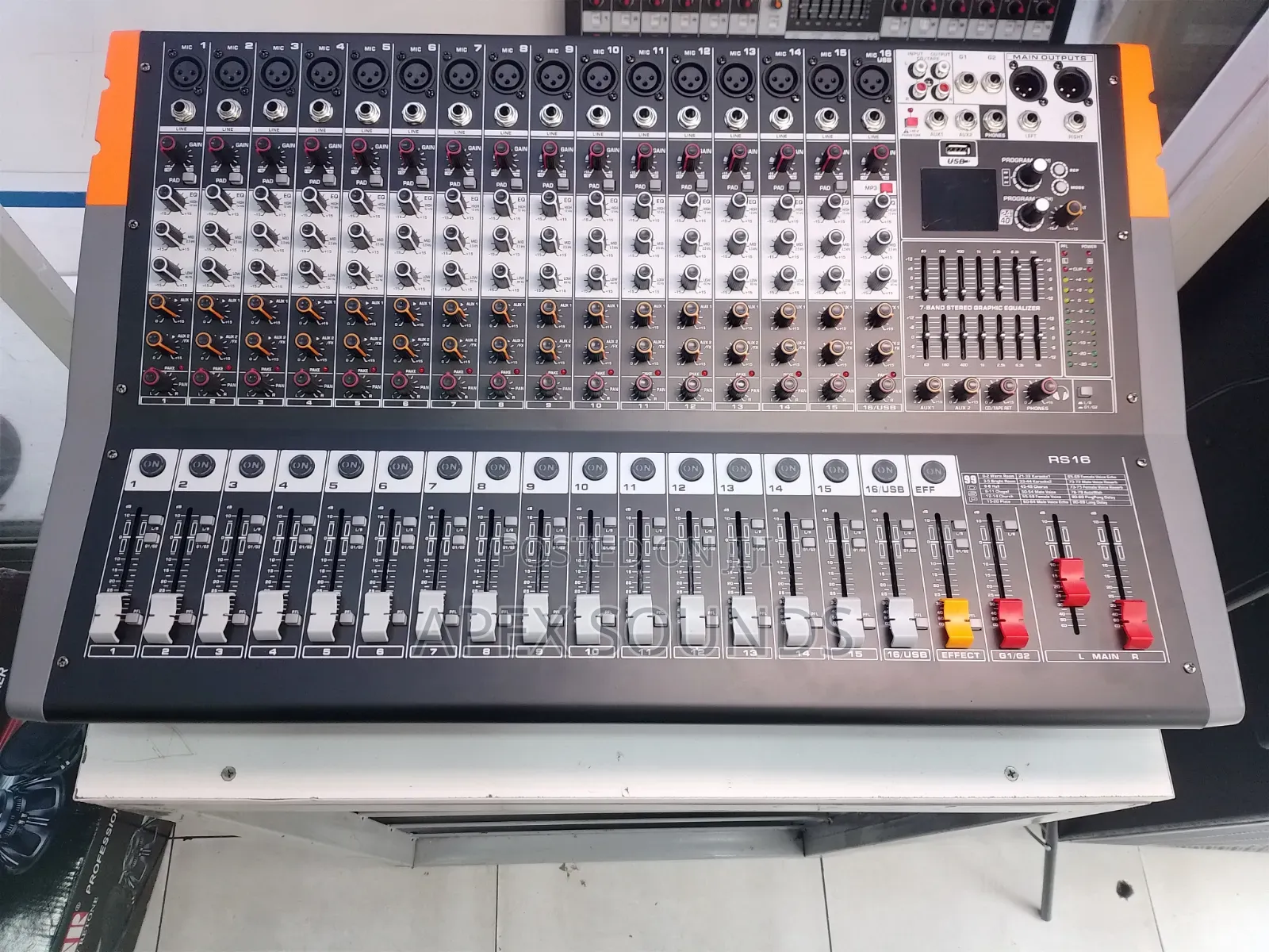 Powered 16 Ch Mixer Pro Mixer