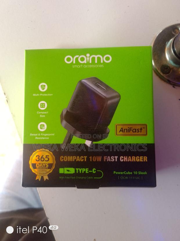 Oraimo Compact 10w Fast Charger Adapter - thumbnail 2
