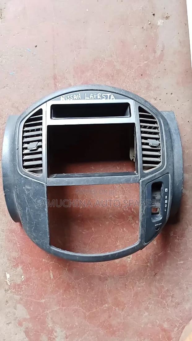 Ac Vent/ Radio Housing Nissan Lafesta