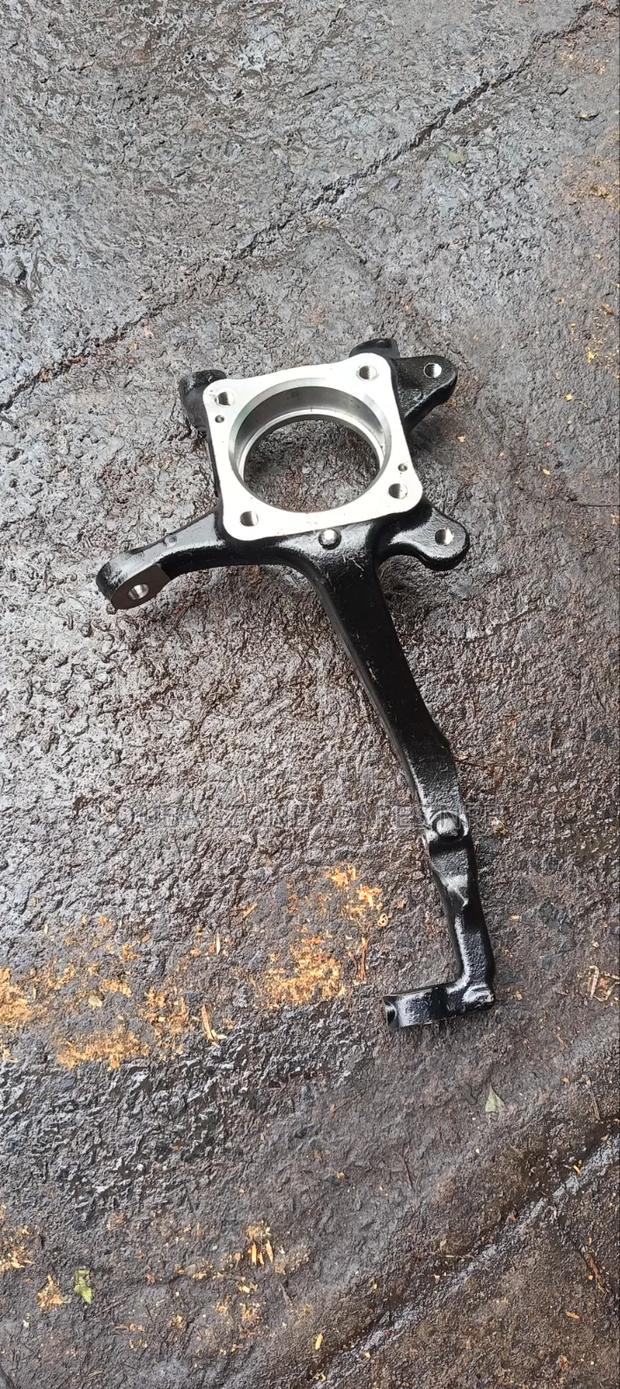 Revolution Steering Knuckles. - thumbnail 2