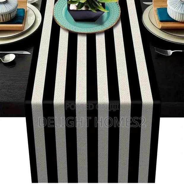 Linen Table Runner_cu - thumbnail 3