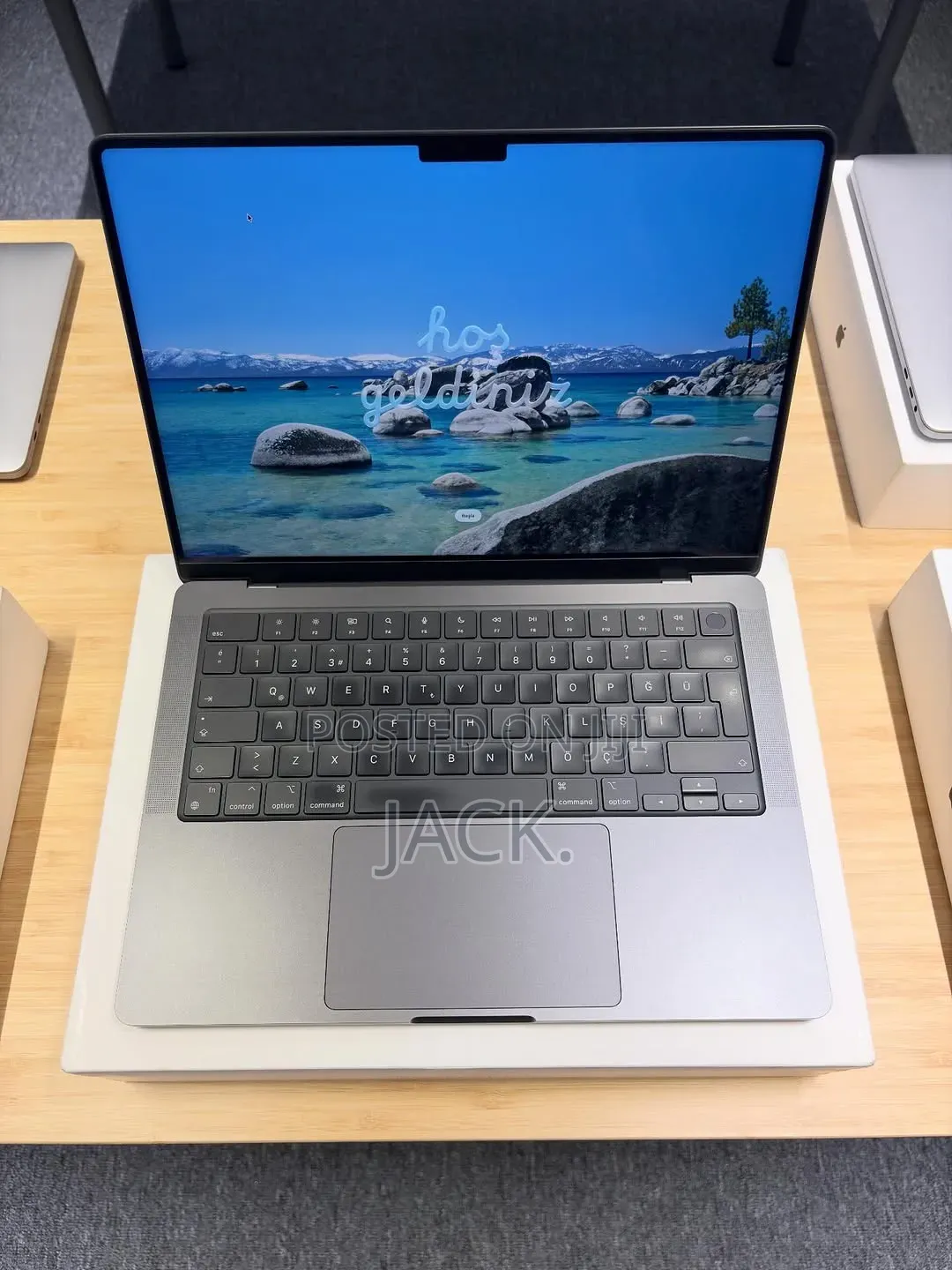 Laptop Apple MacBook Pro 2024 M4 Pro 24GB Apple M4 Pro SSD 512GB