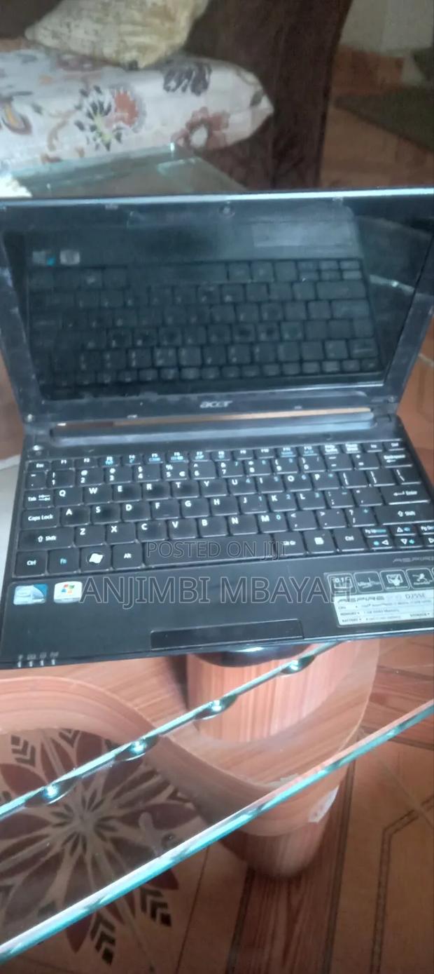 Laptop Acer Aspire 1 4GB Intel Core M HDD 256GB