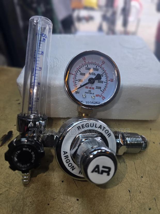 Argon Gas Regulator/Oxgyen Regulator