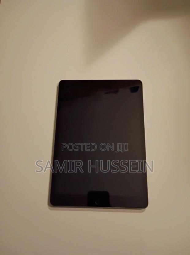 Apple iPad (2022) 64 GB Black