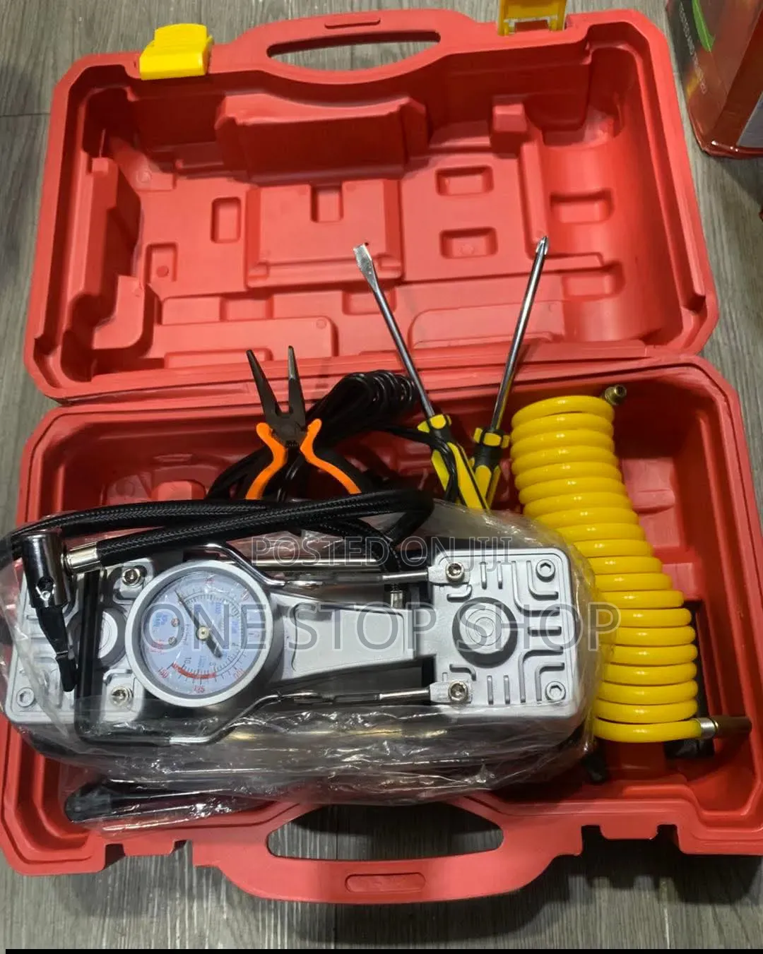 Dual Design Compressor for Faster Inflation With Puncture Tool Kit
