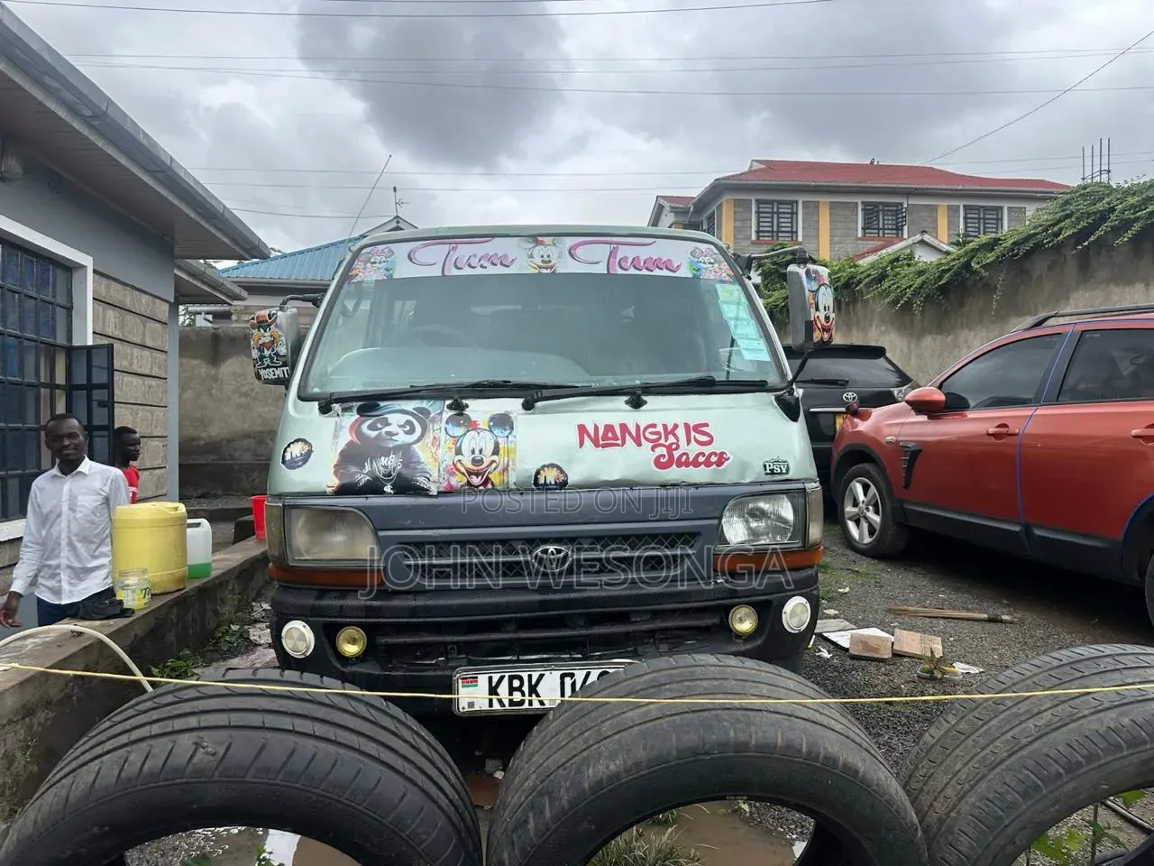 Toyota HiAce 2005 Green