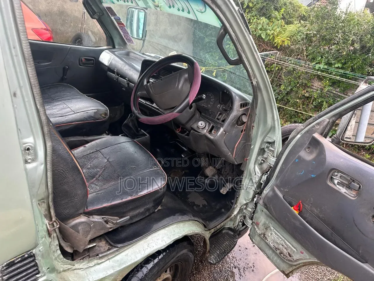 Toyota HiAce 2005 Green