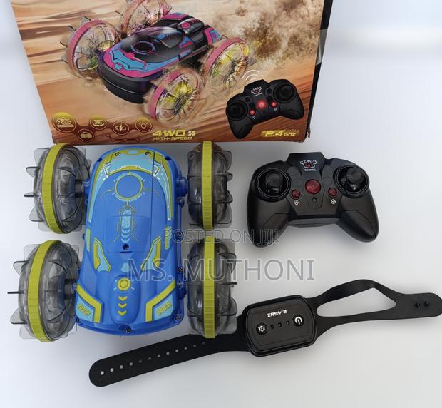 Hand Gesture/ Remote 2.4g Remote Control 4wd Stunt Car - main view