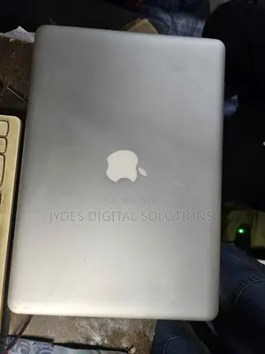 Laptop Apple MacBook Pro 2012 8GB Intel Core i7 SSD 256GB