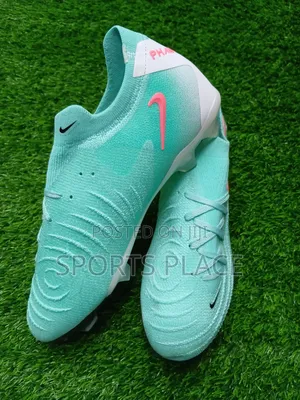 Phantom Luna Gx Mint Fg Turquoise Football Boots