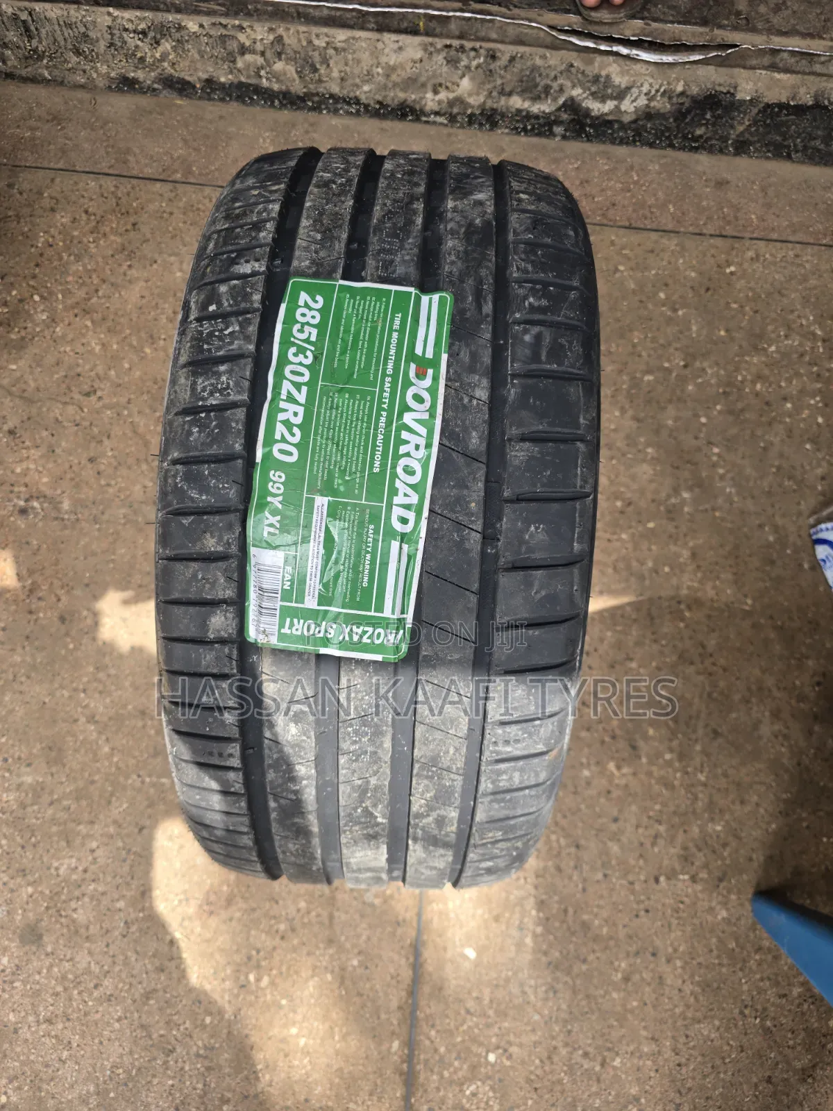 285/30r20 Dovroad Tyre