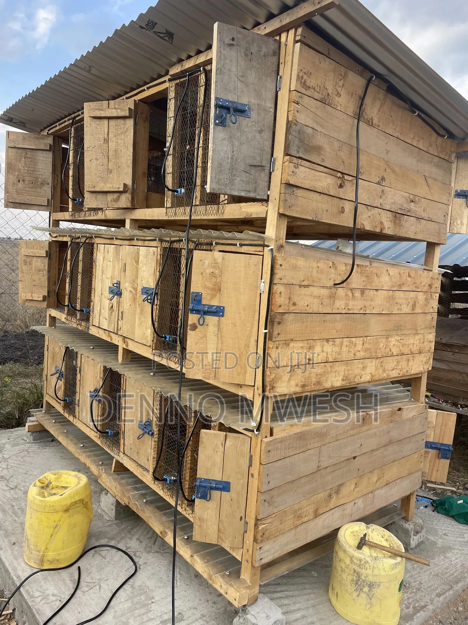Rabbit Cage / House