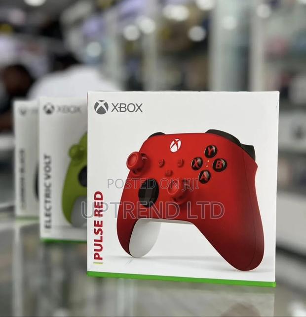 Microsoft Xbox Wireless Controller – Pulse Red